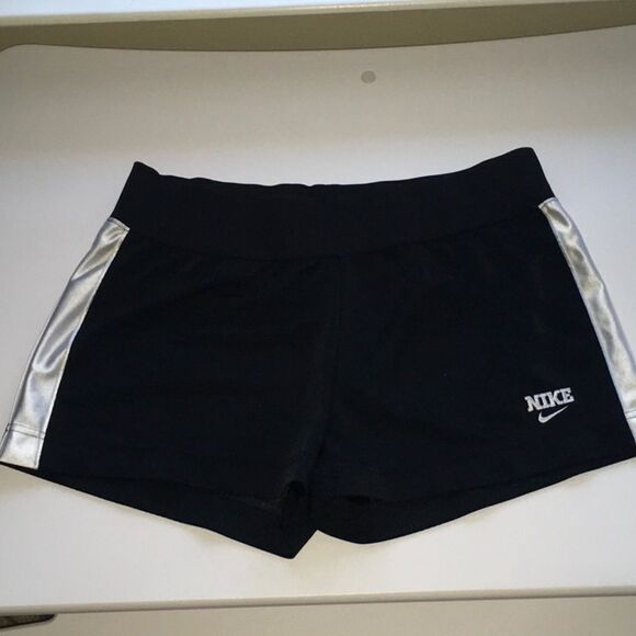 Nike athletic shorts black white perforated size large 12 - 14 - Picture 1 of 8